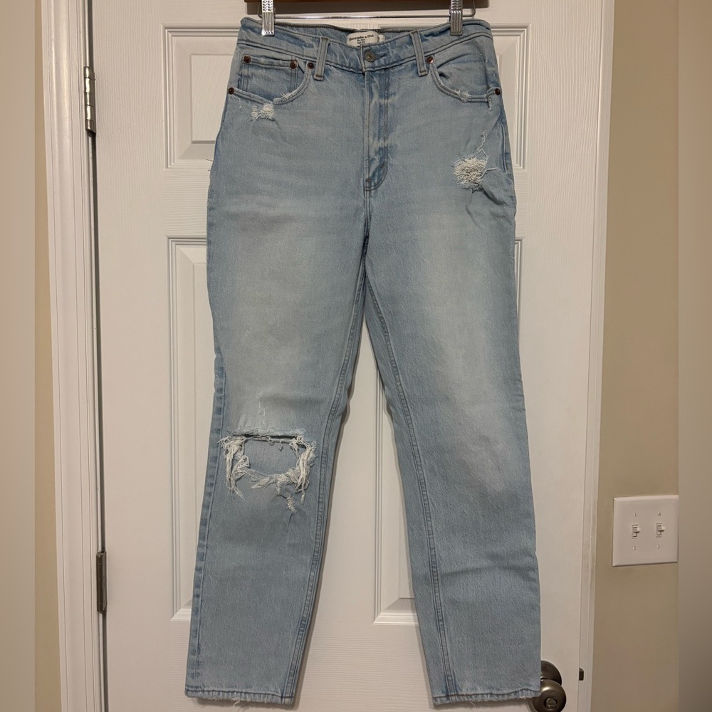 LONG Abercrombie & Fitch Light Blue High Rise Jeans